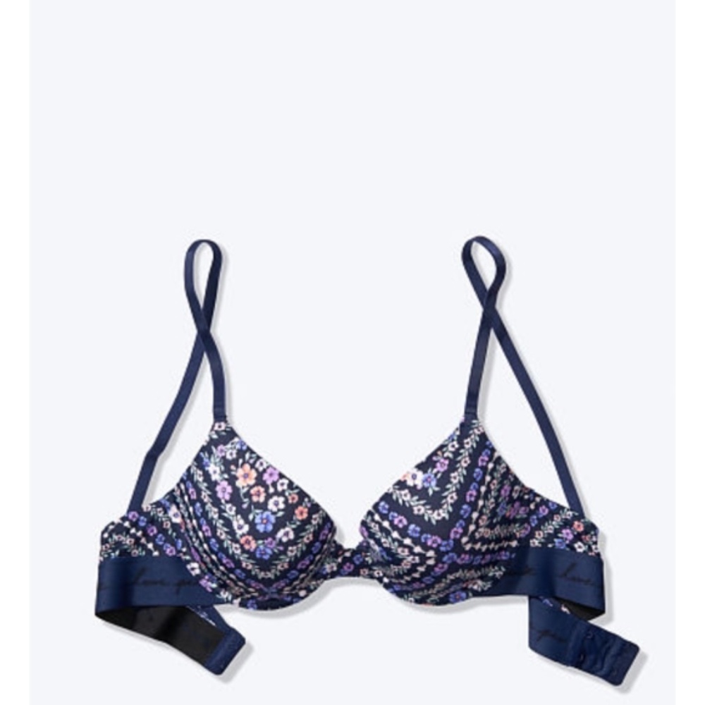 NWOT 34B VS PINK Wear Everywhere Pushup Bra